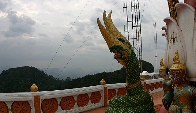 Храм Wat Tham Seua