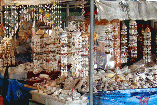 Рынок морских цыган на Пхукете