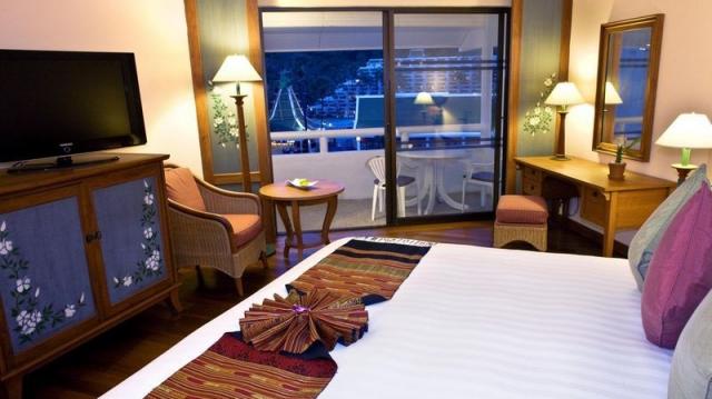 Отель Le Meridien Phuket Beach Resort 5*