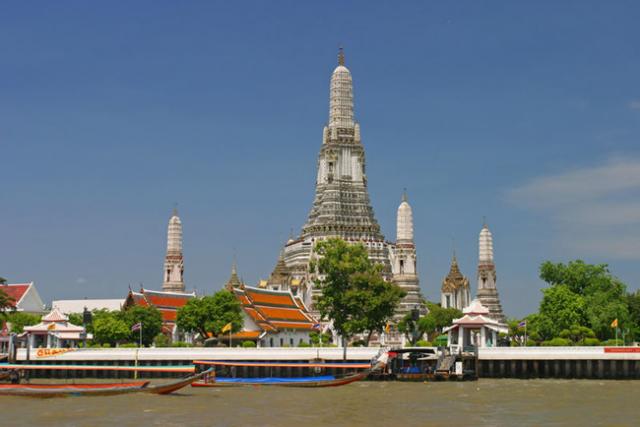 Храм рассвета Ват Арун (Wat Arun)