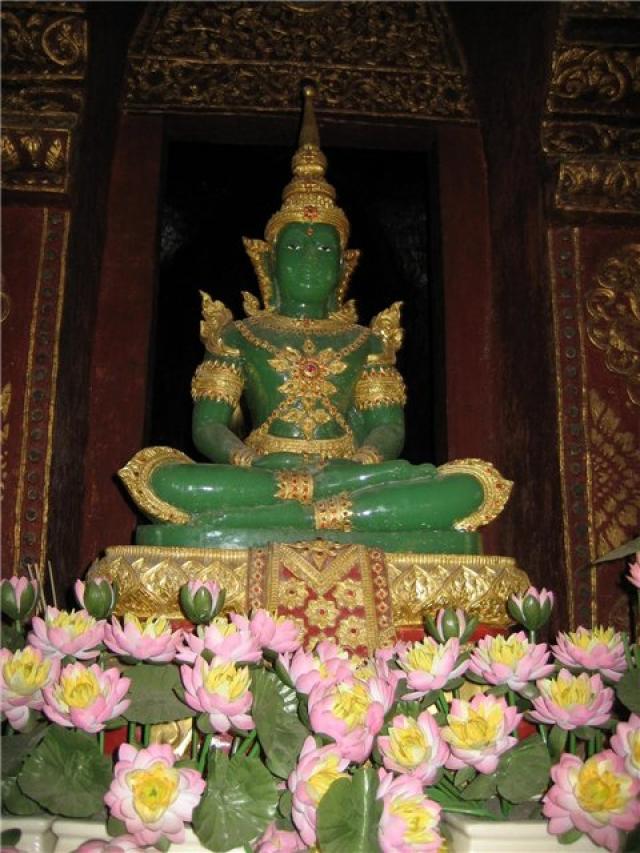Лотос - символ Тайланда 
