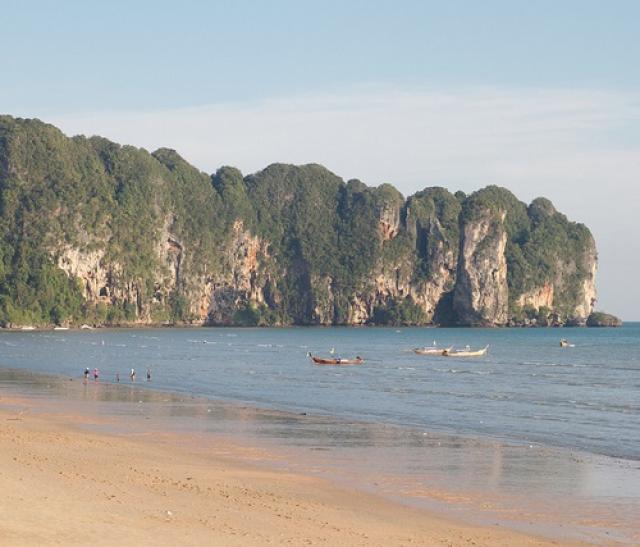 Пляж Ао Нанг (Ao Nang Beach)