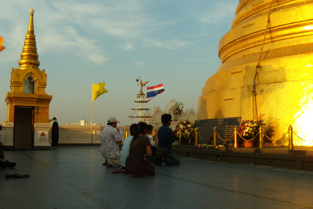 Храм золотой горы в Бангкоке 