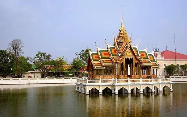 Экскурсия к храмам и каналам Бангкока