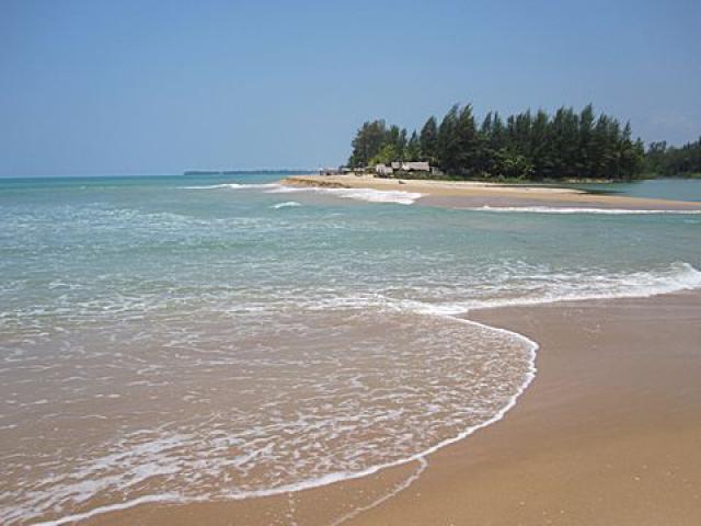 Пляж Bang Niang 