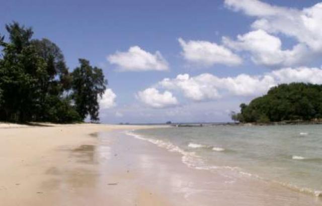Пляж Клонг Муанг (Klong Muang)