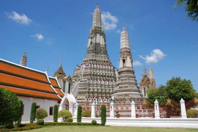 Храм Ват Арум (Wat Arun или Храм утренней зари 