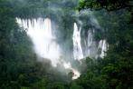 Водопад Ти Ло Су (Thi Lo Su waterfall)