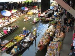 Плавучий Рынок "Дамнуен Судуак"