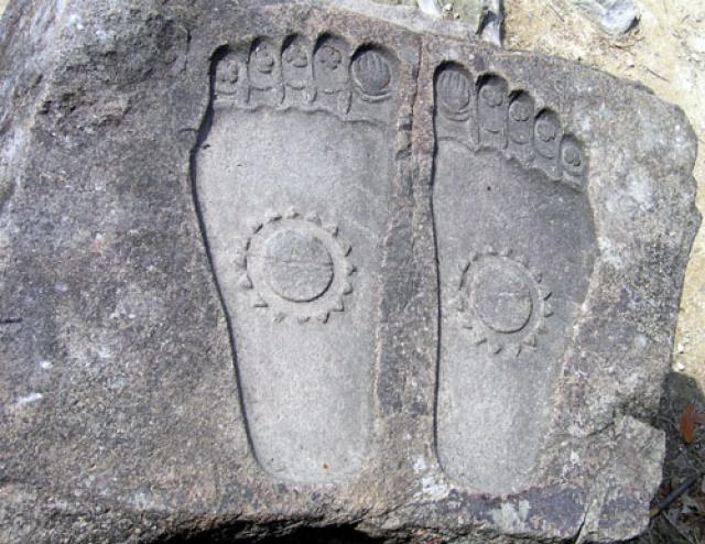 Отпечаток ног Будды