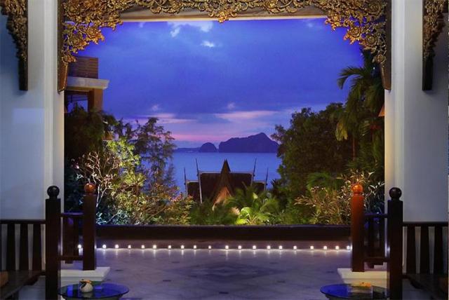 Отель Hotel Amari Vogue Resort 5*