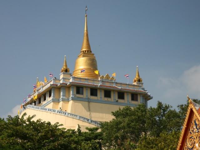 Храм "Золотая гора" (Wat Sa Ket). 