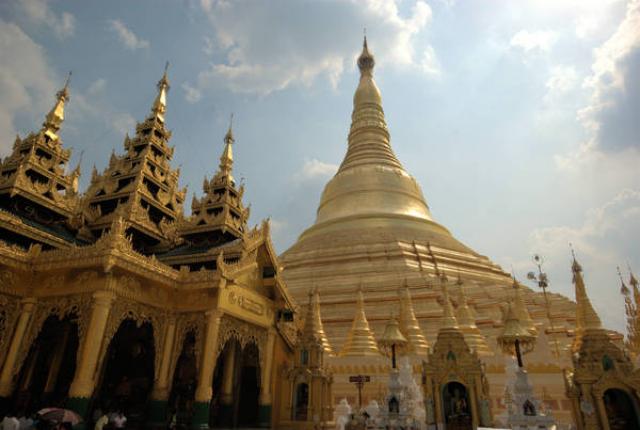 Янгон - бывшая столица Бирмы