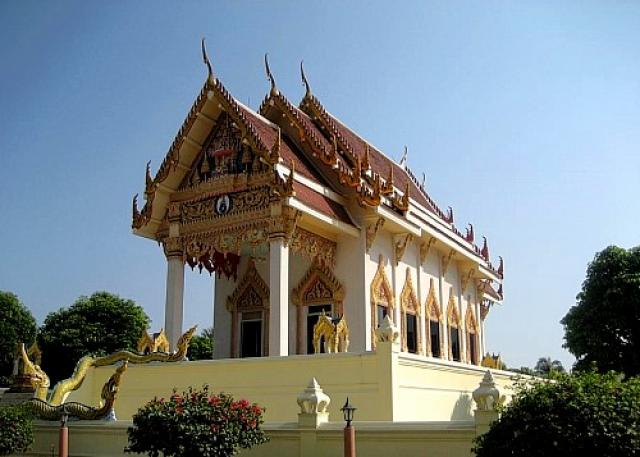 Храм Кхун Арам (Wat Khun Aram) 