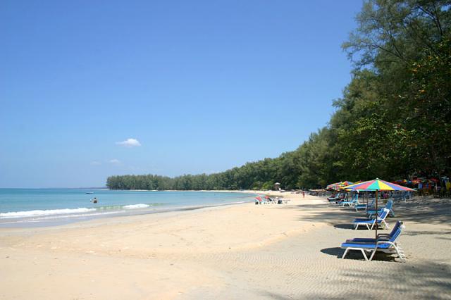 Пляж Най-Янг (Nai Yang)