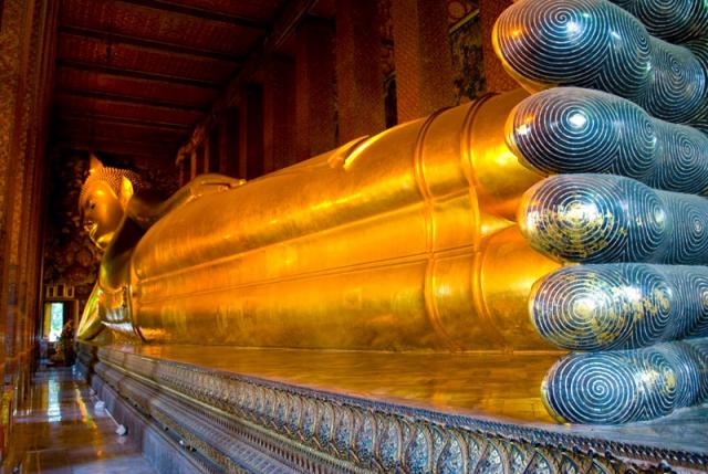 Храм Лежащего Будды (Ват Пхо) 