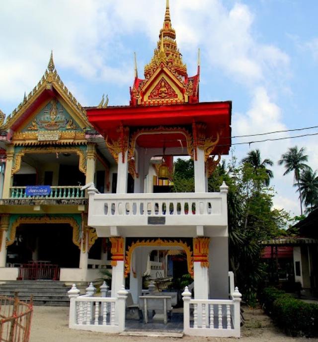 Храм Wat Kiri Wongkaram